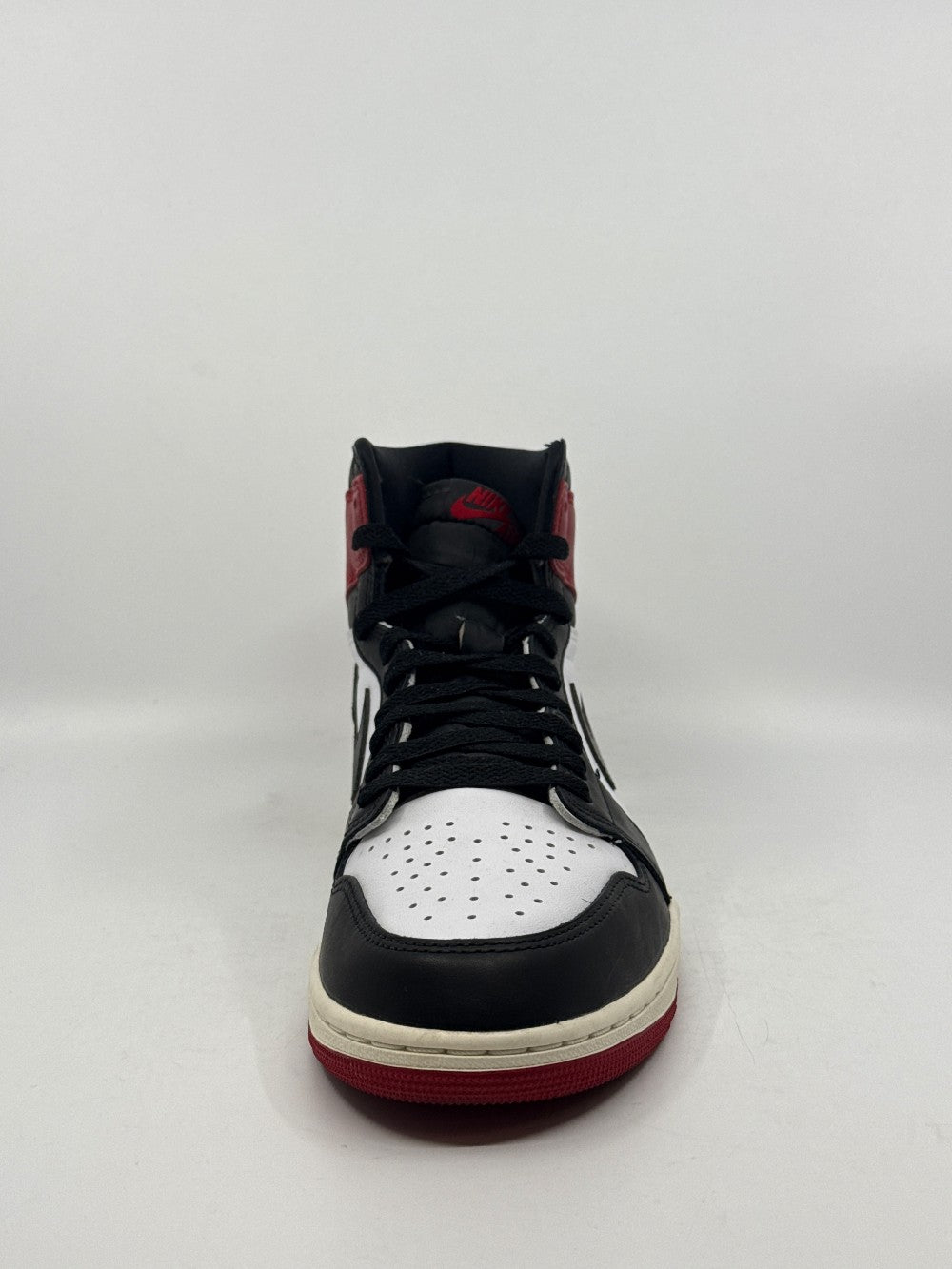 *USED* AJ 1 - BLACK TOE REIMAGINED|43274