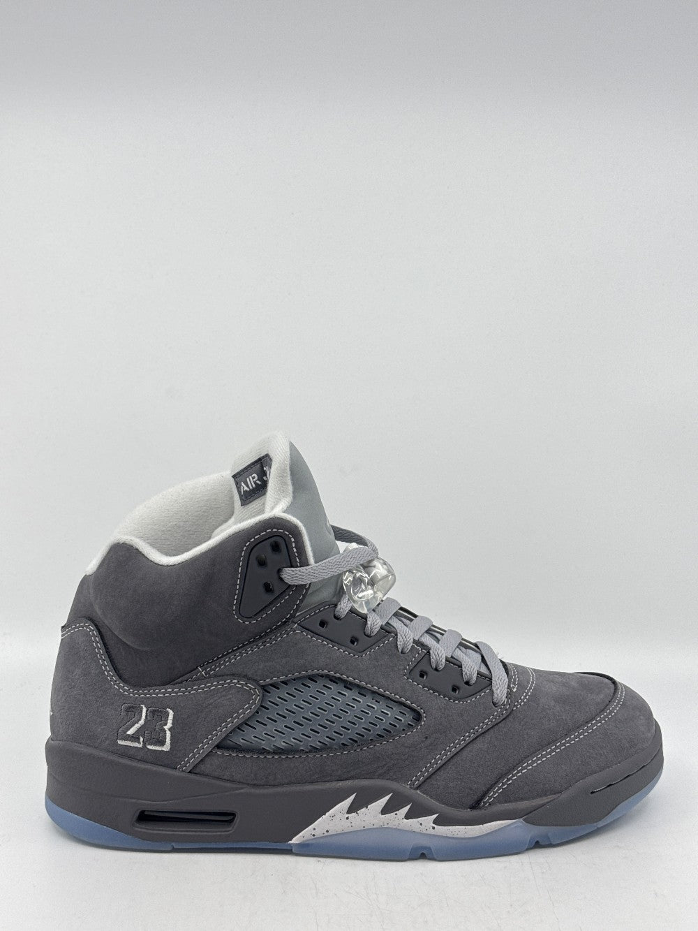 AJ 5 - WOLF GREY (2026)|43277