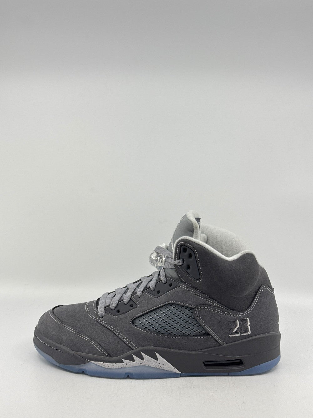 AJ 5 - WOLF GREY (2026)|43284