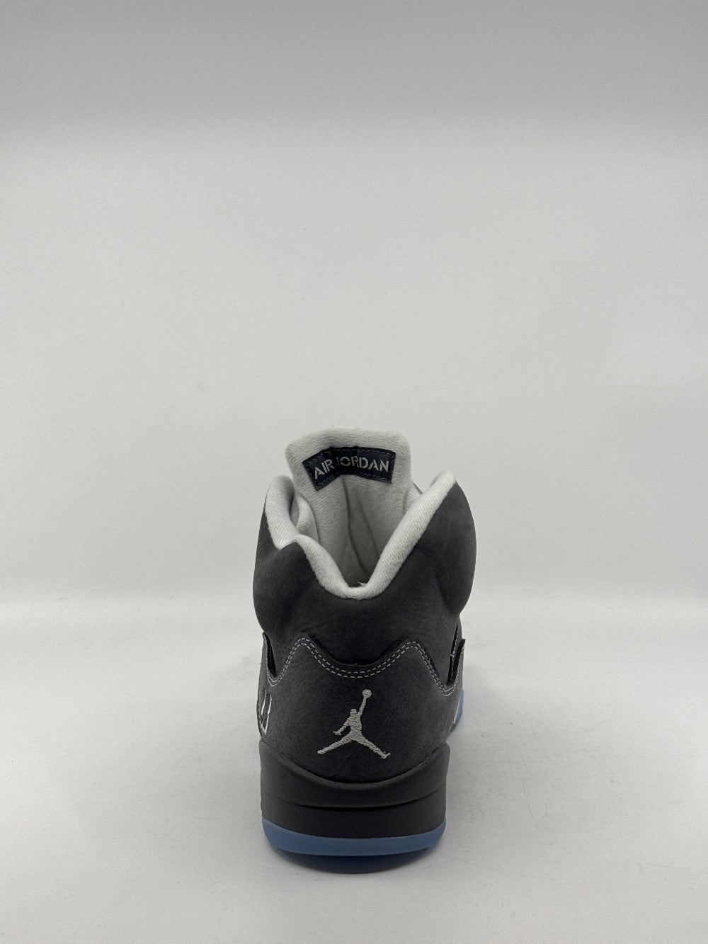AJ 5 - WOLF GREY (2026)|43285
