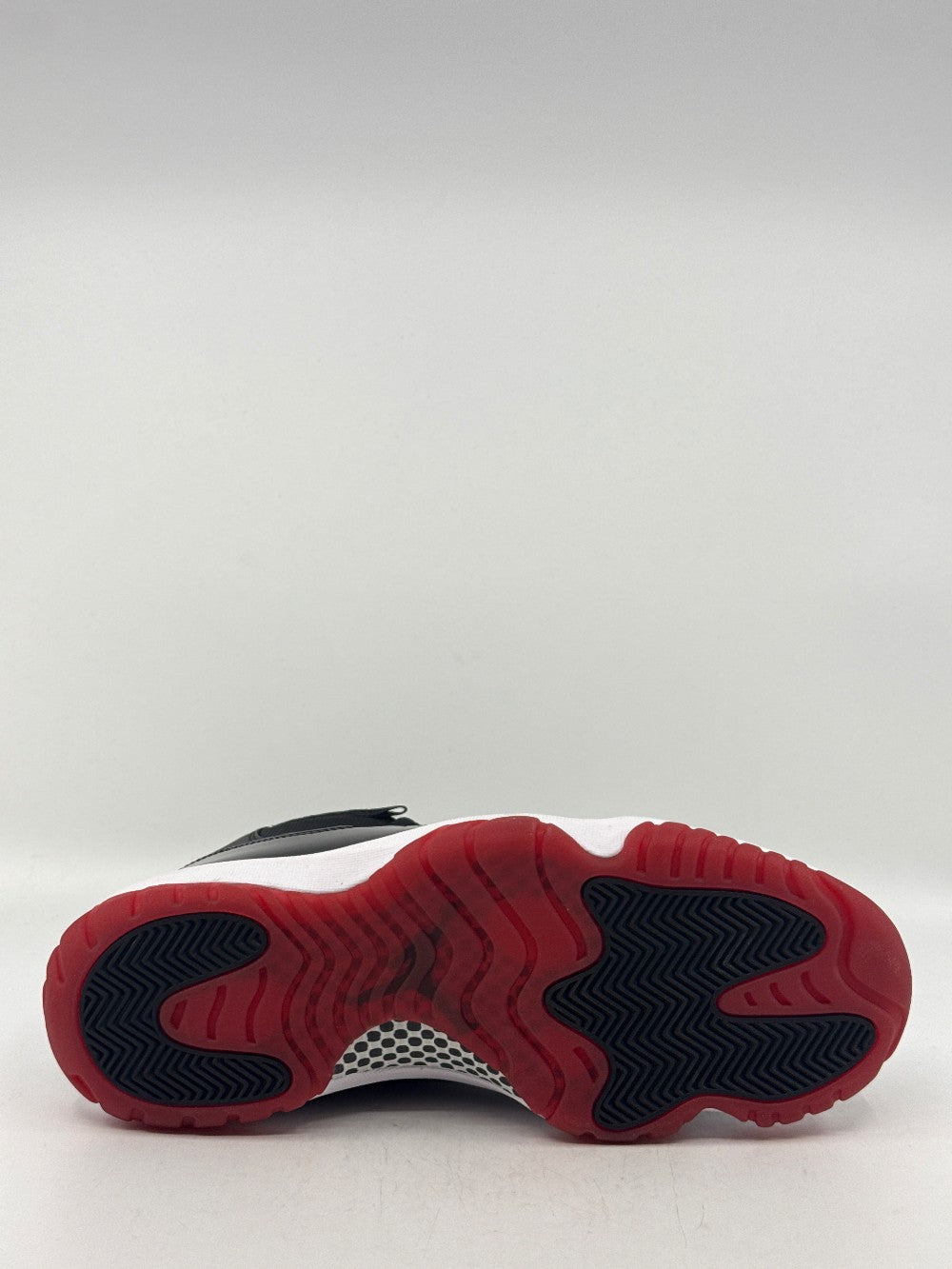 *VNDS* AJ 11 - PLAYOFFS BRED (2019)|43307