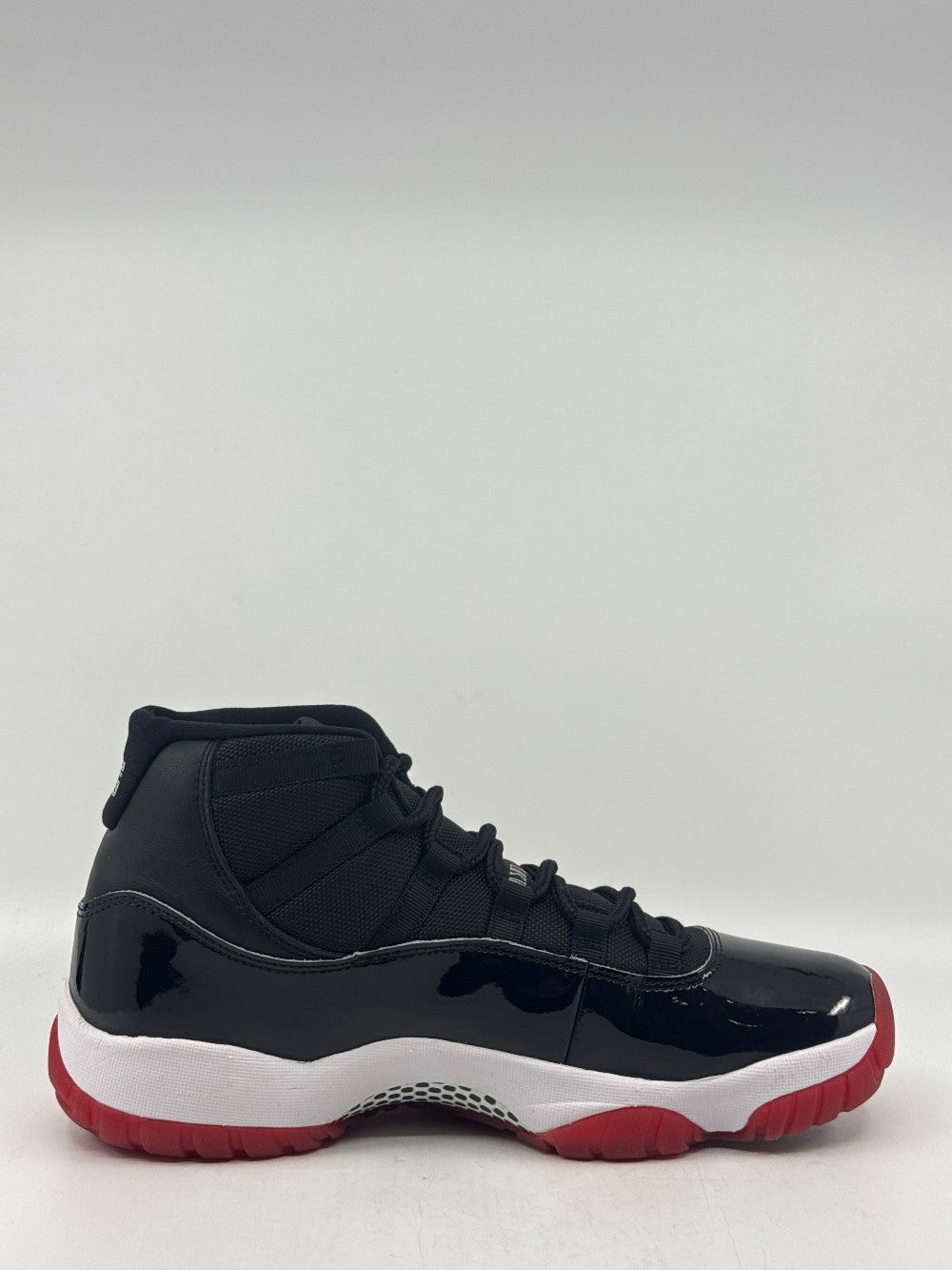 *VNDS* AJ 11 - PLAYOFFS BRED (2019)|43310