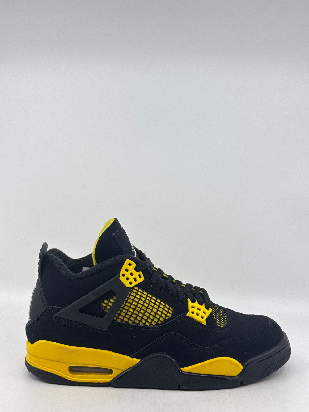 *USED* AJ 4 - THUNDER (2023)|43314
