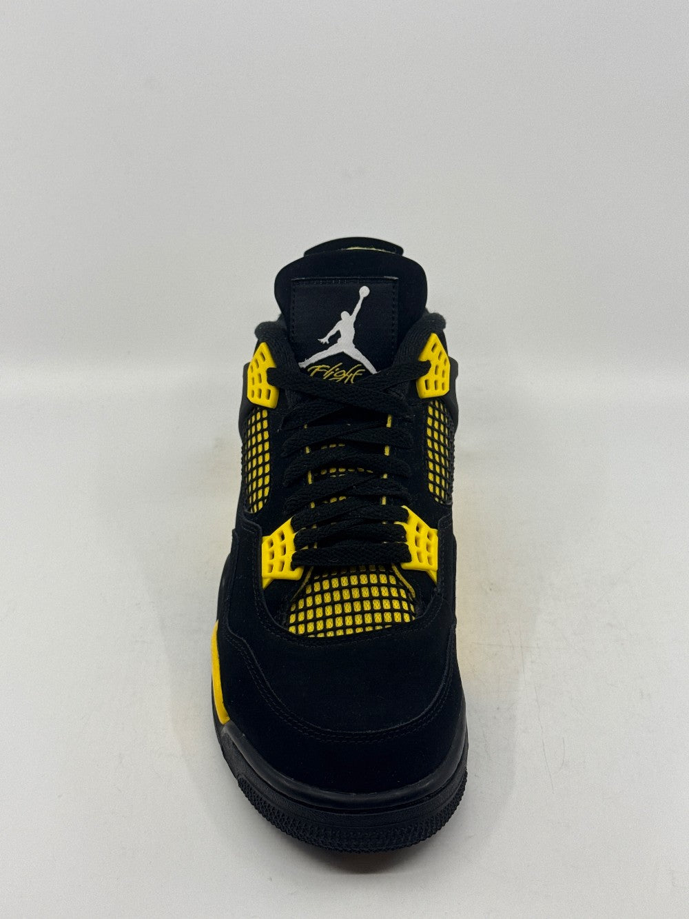 *USED* AJ 4 - THUNDER (2023)|43318