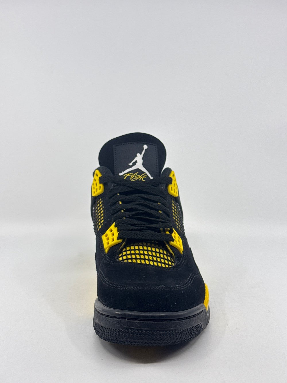 *USED* AJ 4 - THUNDER (2023)|43323