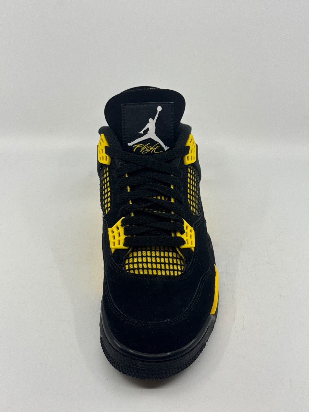 *USED* AJ 4 - THUNDER (2023)|43324