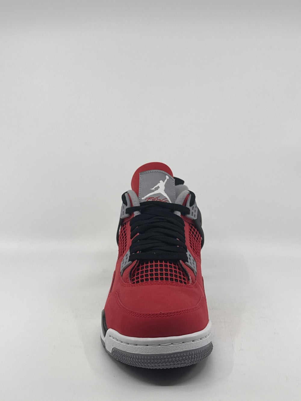 AJ 4 - TORO BRAVO (2026)|43334