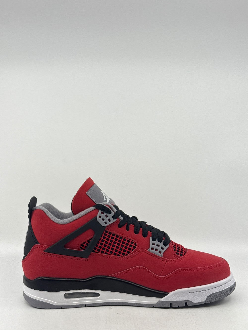 AJ 4 - TORO BRAVO (2026)|43339