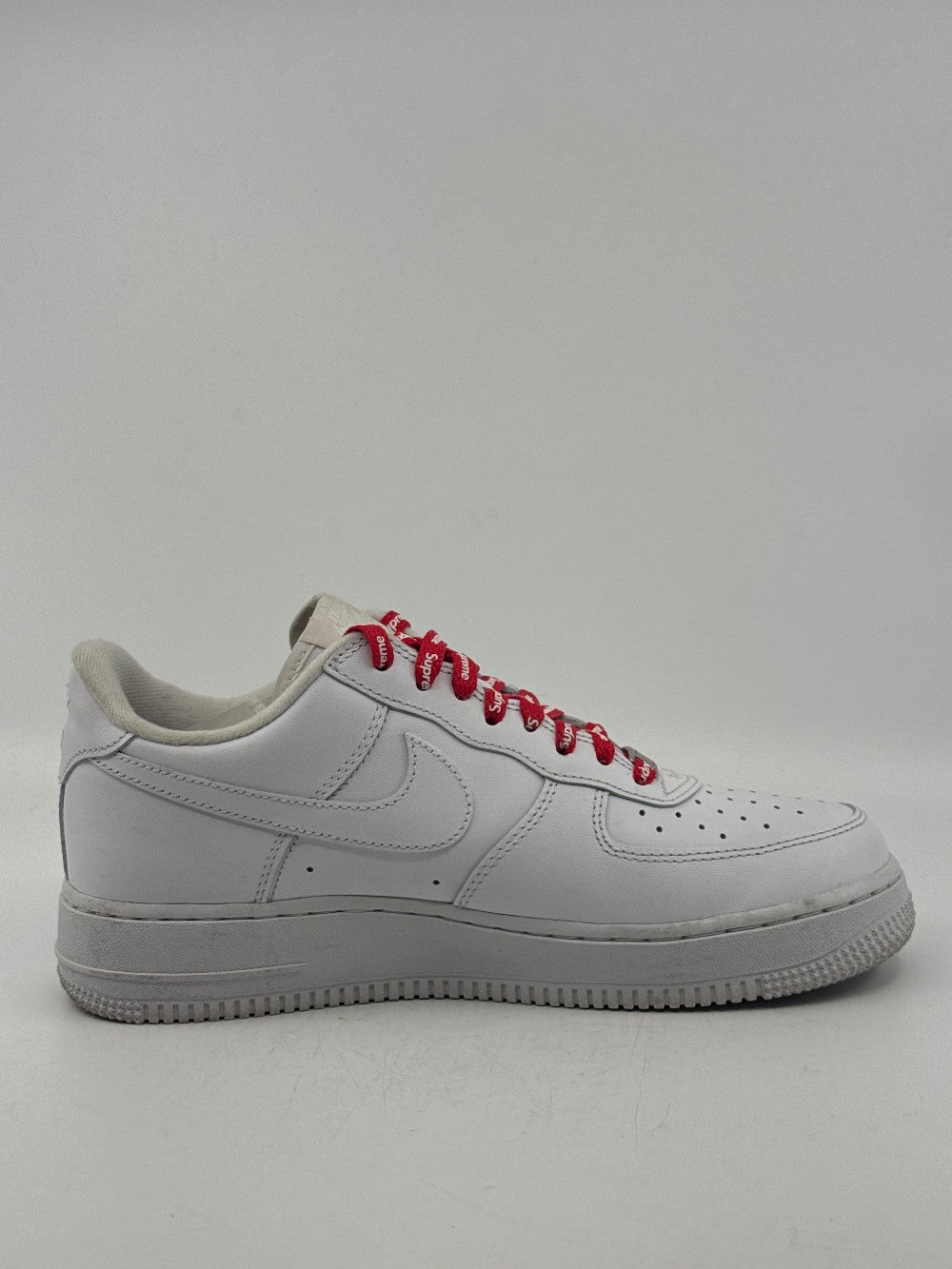 *USED* NIKE AIR FORCE 1 LOW X SUPREME - WHITE|43473