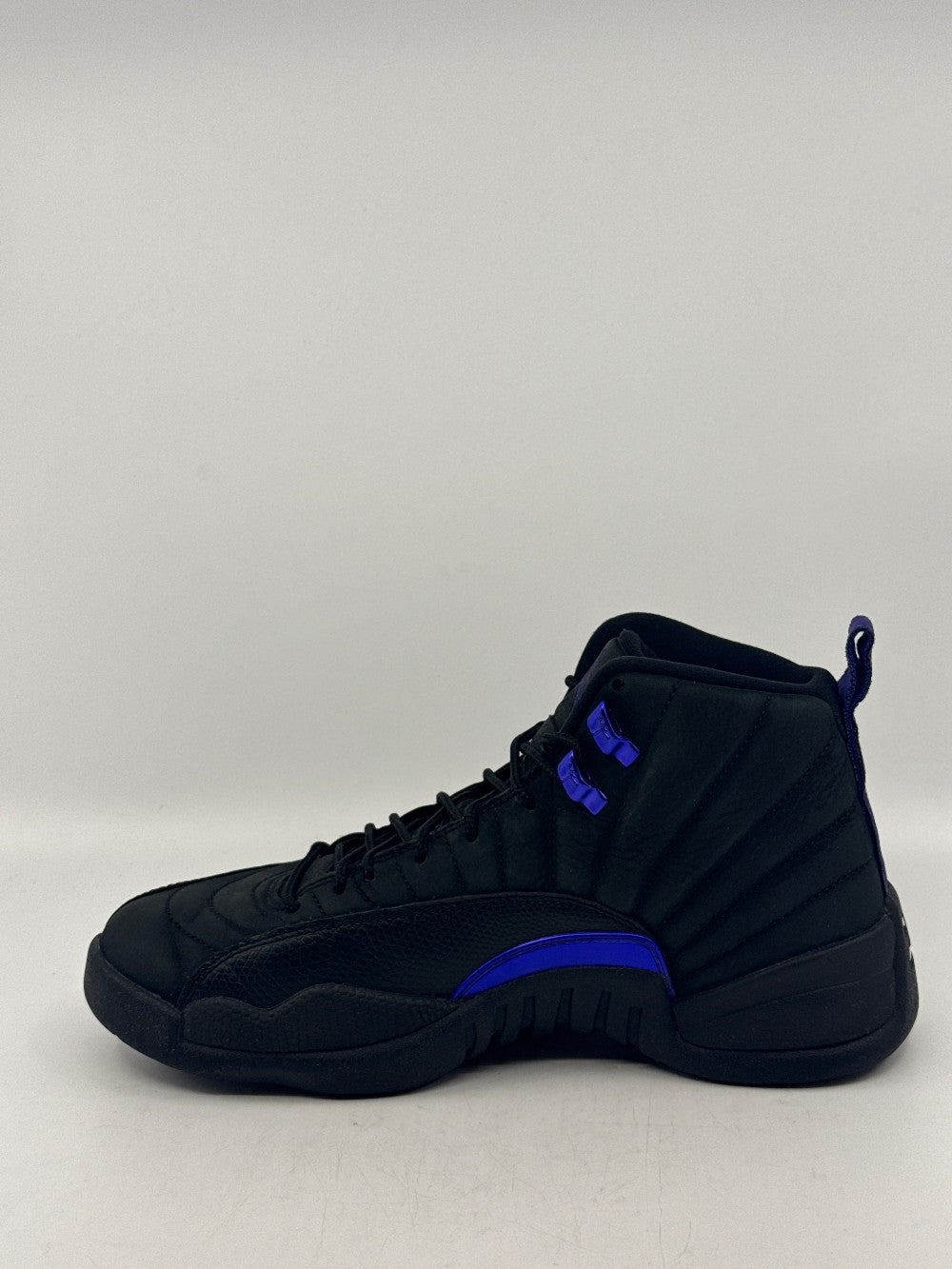 *USED/REP BOX* AJ 12 - BLACK DARK CONCORD|43479