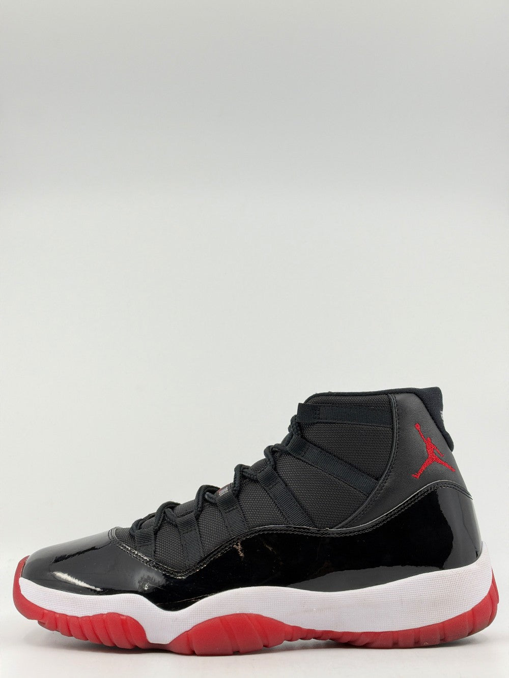 *USED* AJ 11 - BRED (2019)|43519