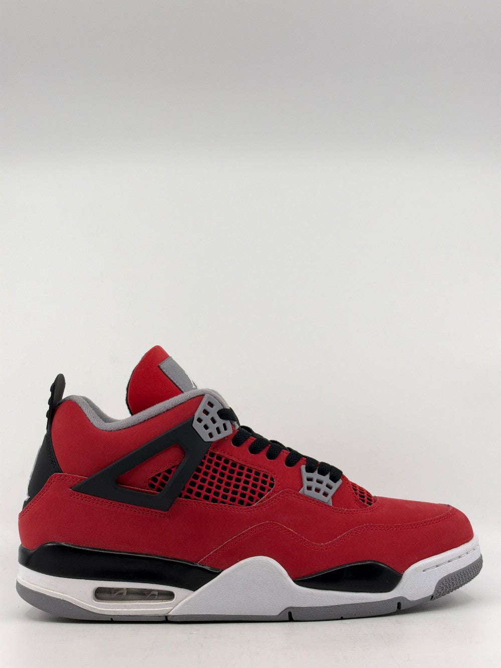 *USED* AJ 4 - TORO BRAVO (2026)|43525