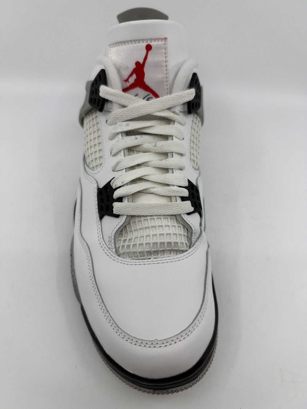 *USED* AJ 4 - WHITE CEMENT (2025)|43553