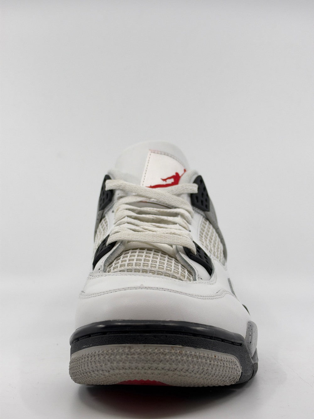 *USED* AJ 4 - WHITE CEMENT (2025)|43558