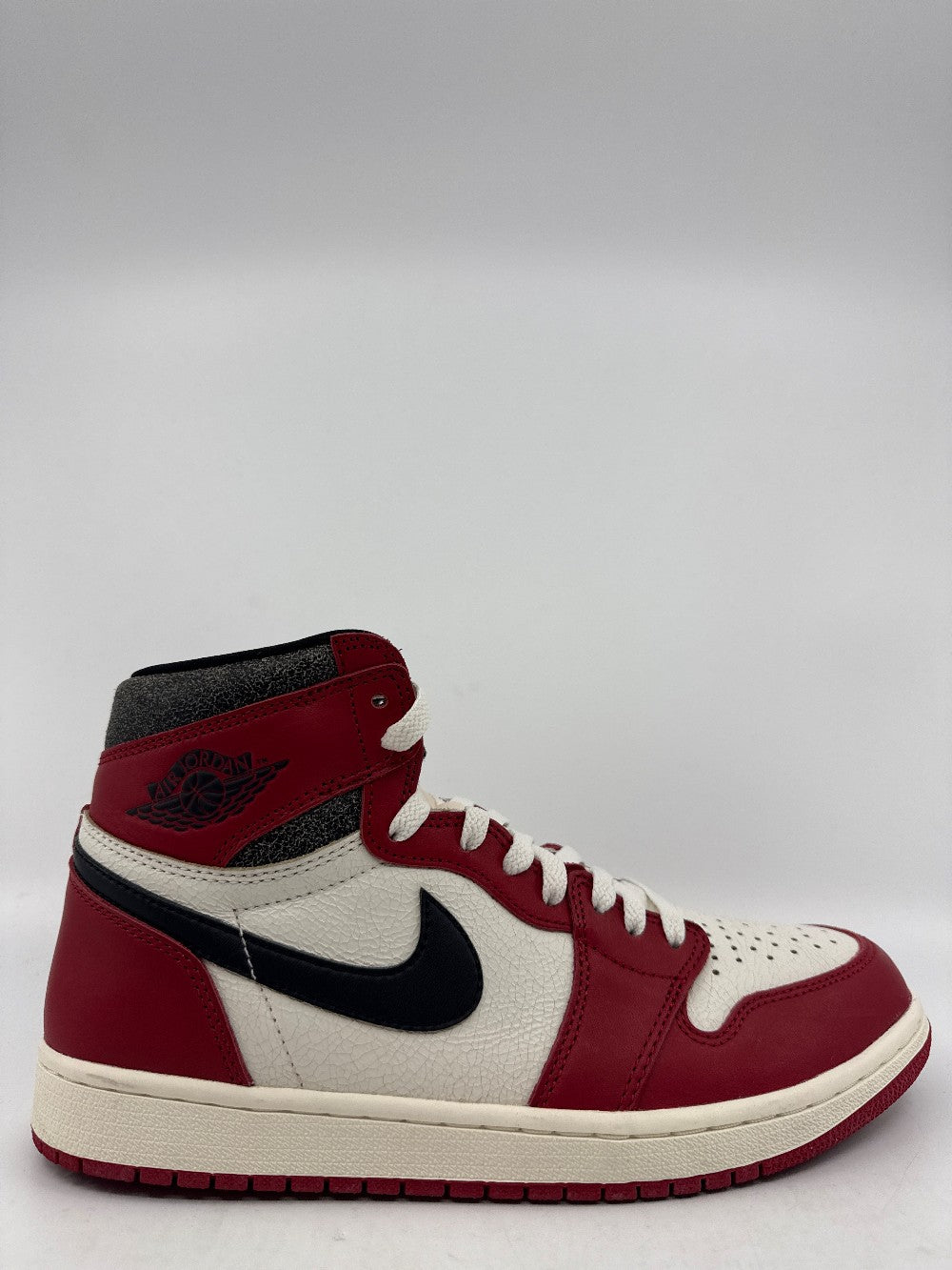 *VNDS* AJ 1 - CHICAGO LOST AND FOUND|43570