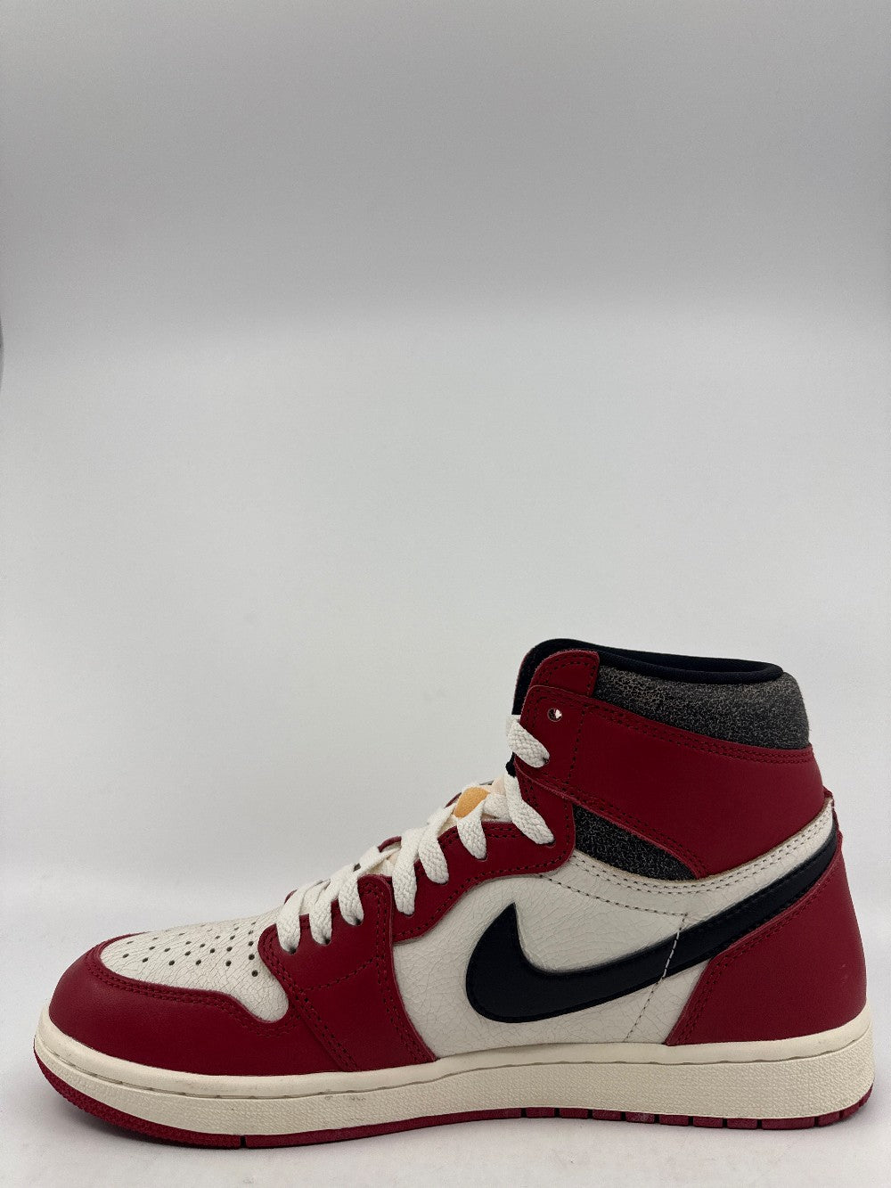 *VNDS* AJ 1 - CHICAGO LOST AND FOUND|43572