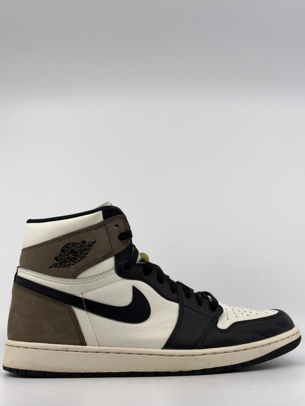 *USED* AJ 1 - DARK MOCHA|43654