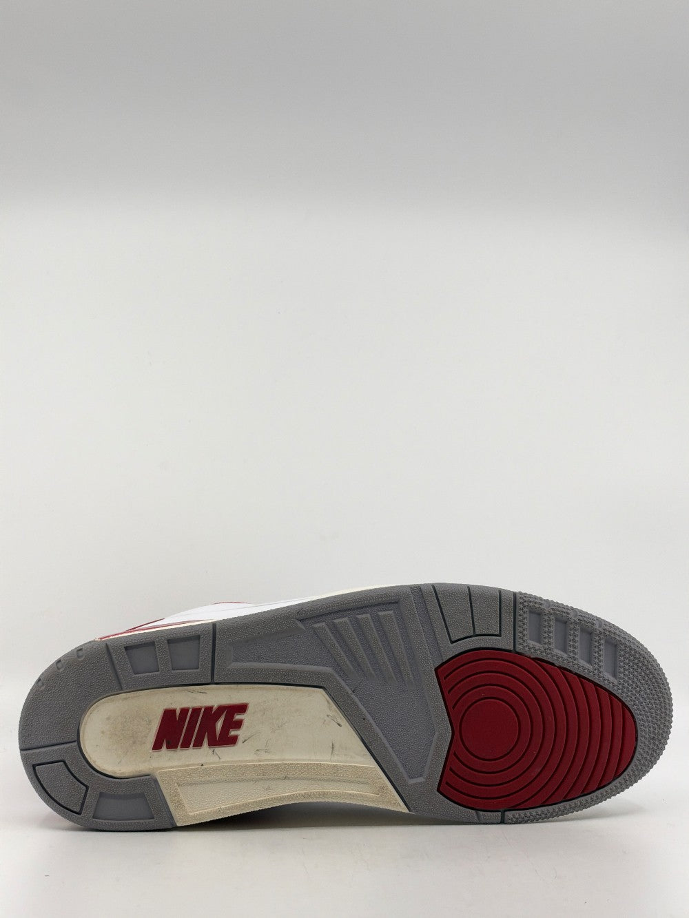 *USED* AJ 2/3 - WHITE VARSITY RED|43671