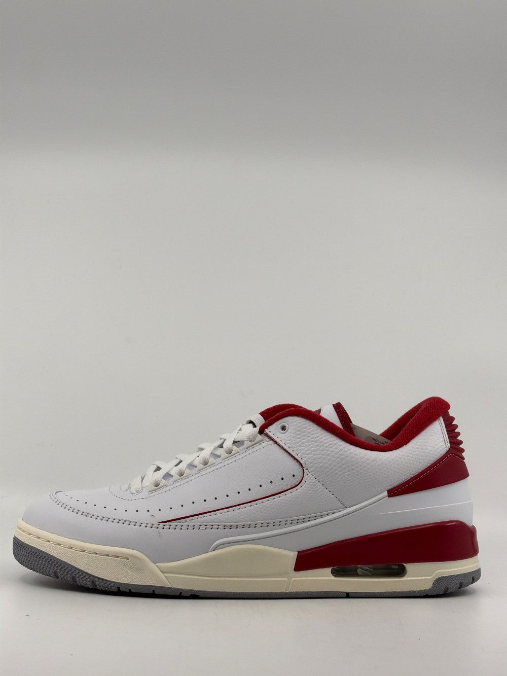 *USED* AJ 2/3 - WHITE VARSITY RED|43672