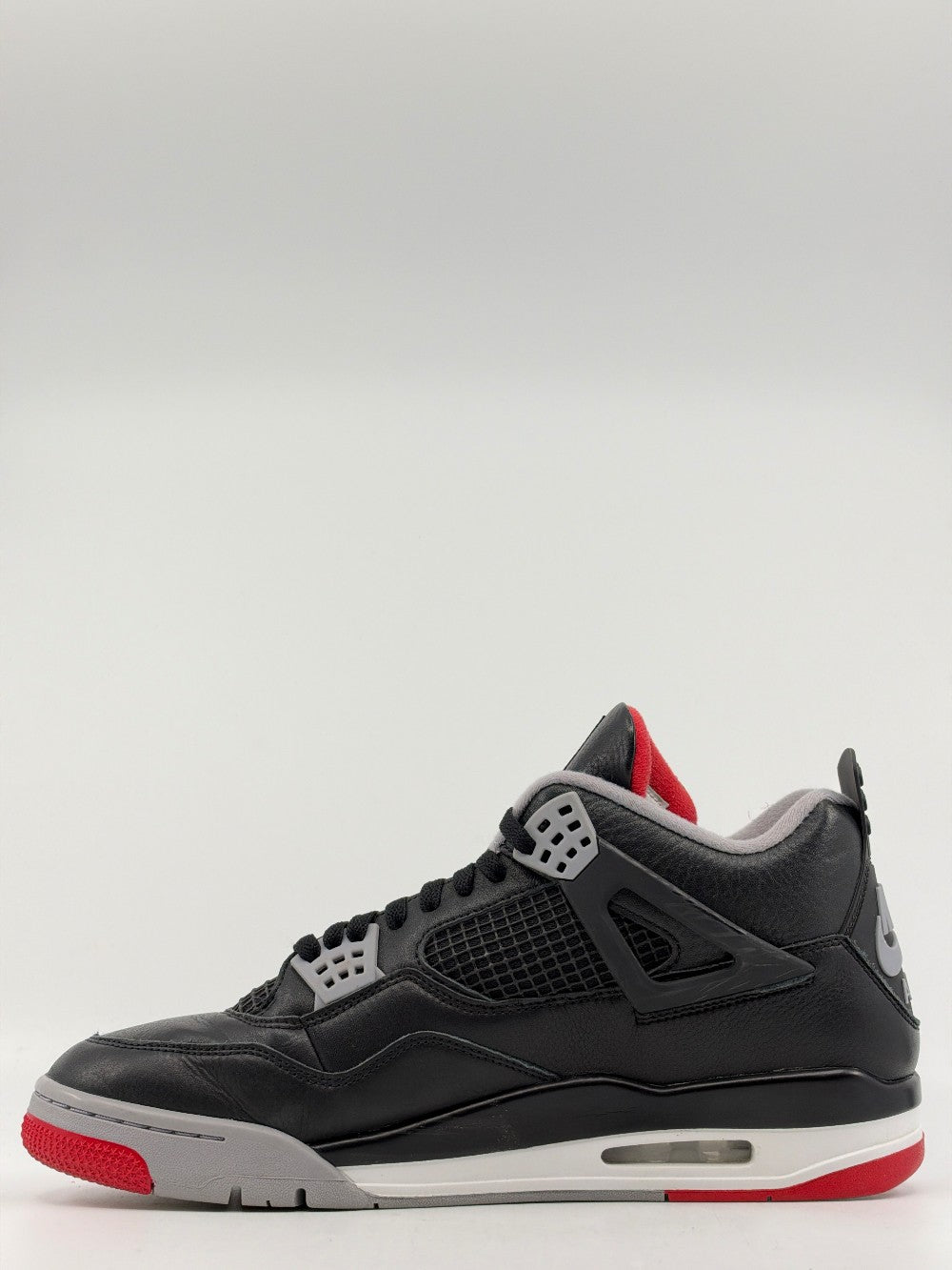 *USED* AJ 4 - BRED REIMAGINED|43704
