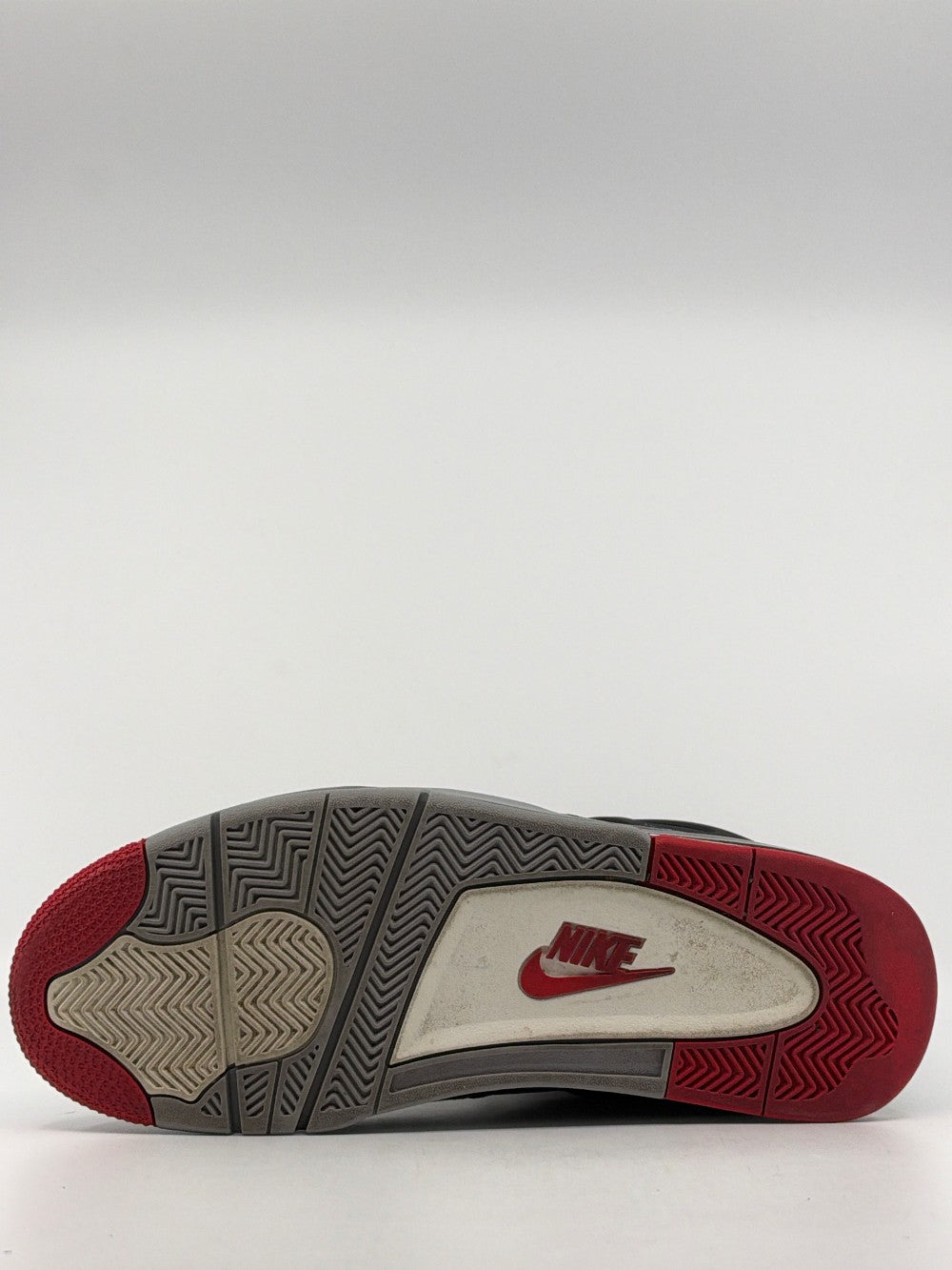 *USED* AJ 4 - BRED REIMAGINED|43713