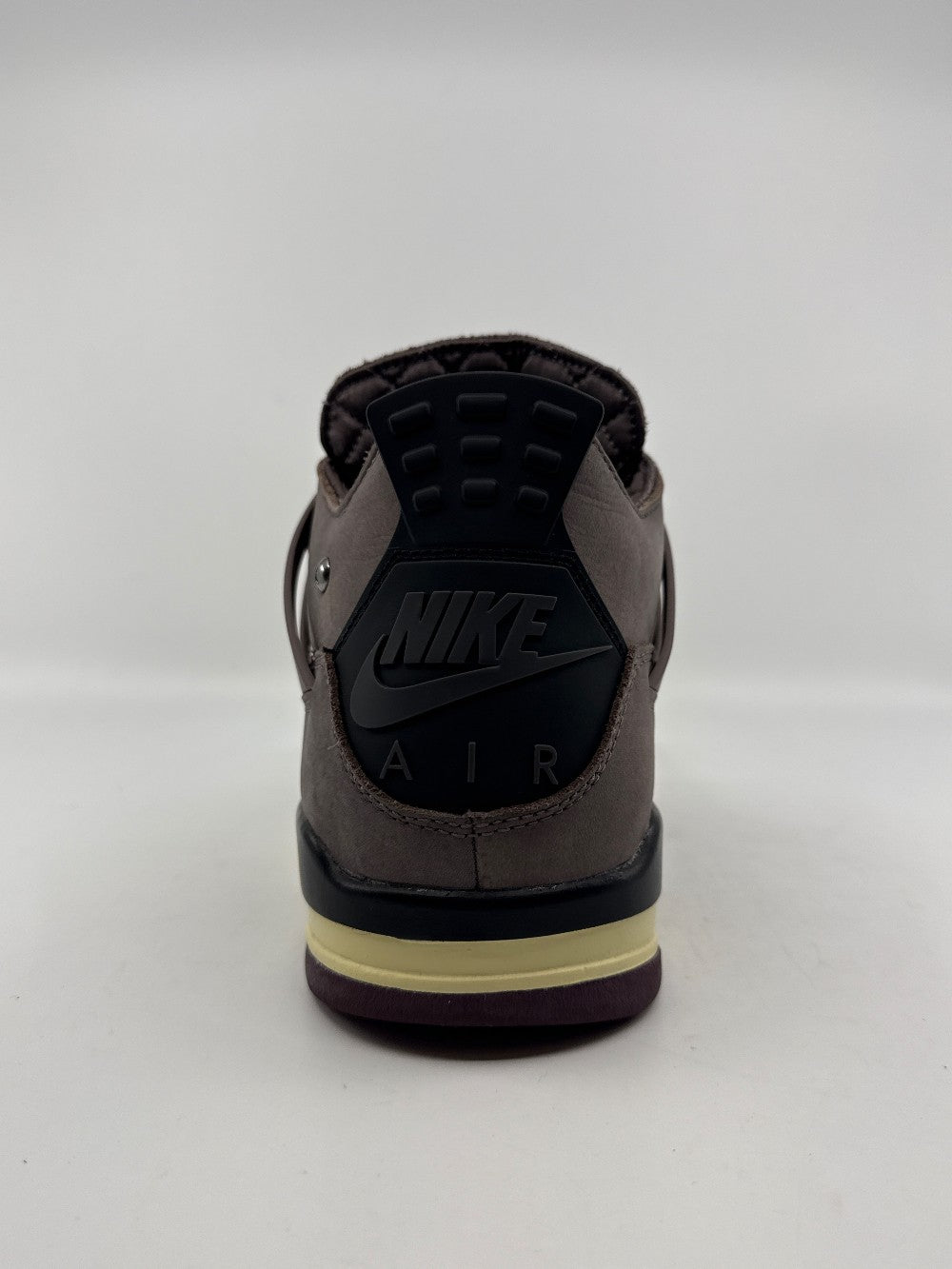 *USED* AJ 4 X A MA MANIERE - VIOLET ORE|43722