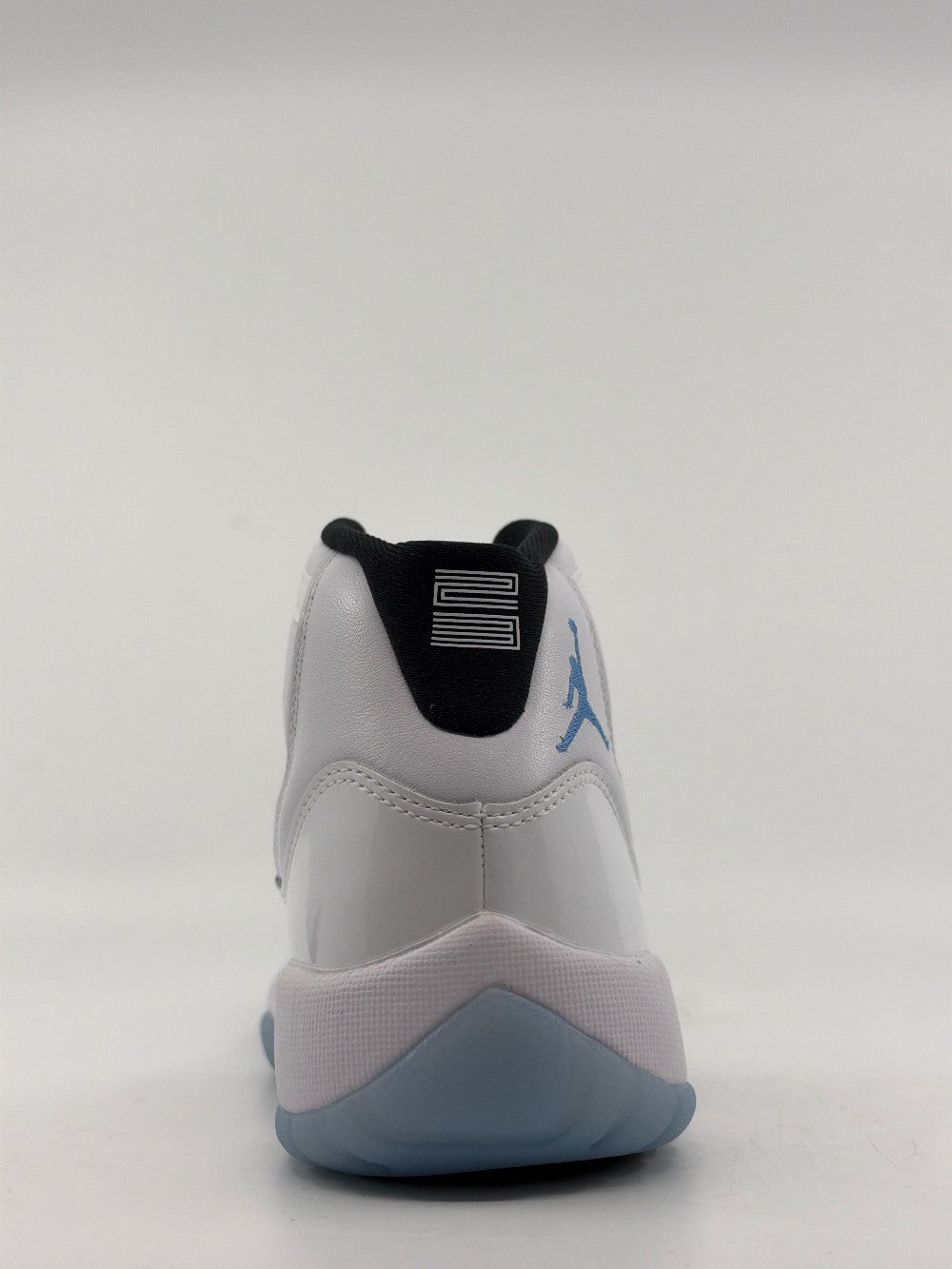 AJ 11 (GS) - LEGEND BLUE (2024)|43725