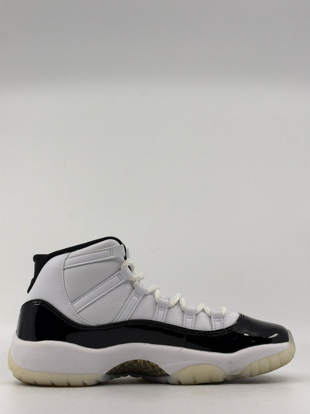 *USED* AJ 11 (GS) - DMP GRATITUDE (2023)|43768