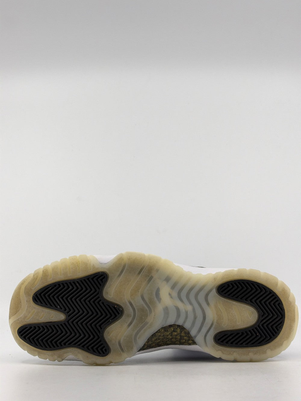 *USED* AJ 11 (GS) - DMP GRATITUDE (2023)|43771