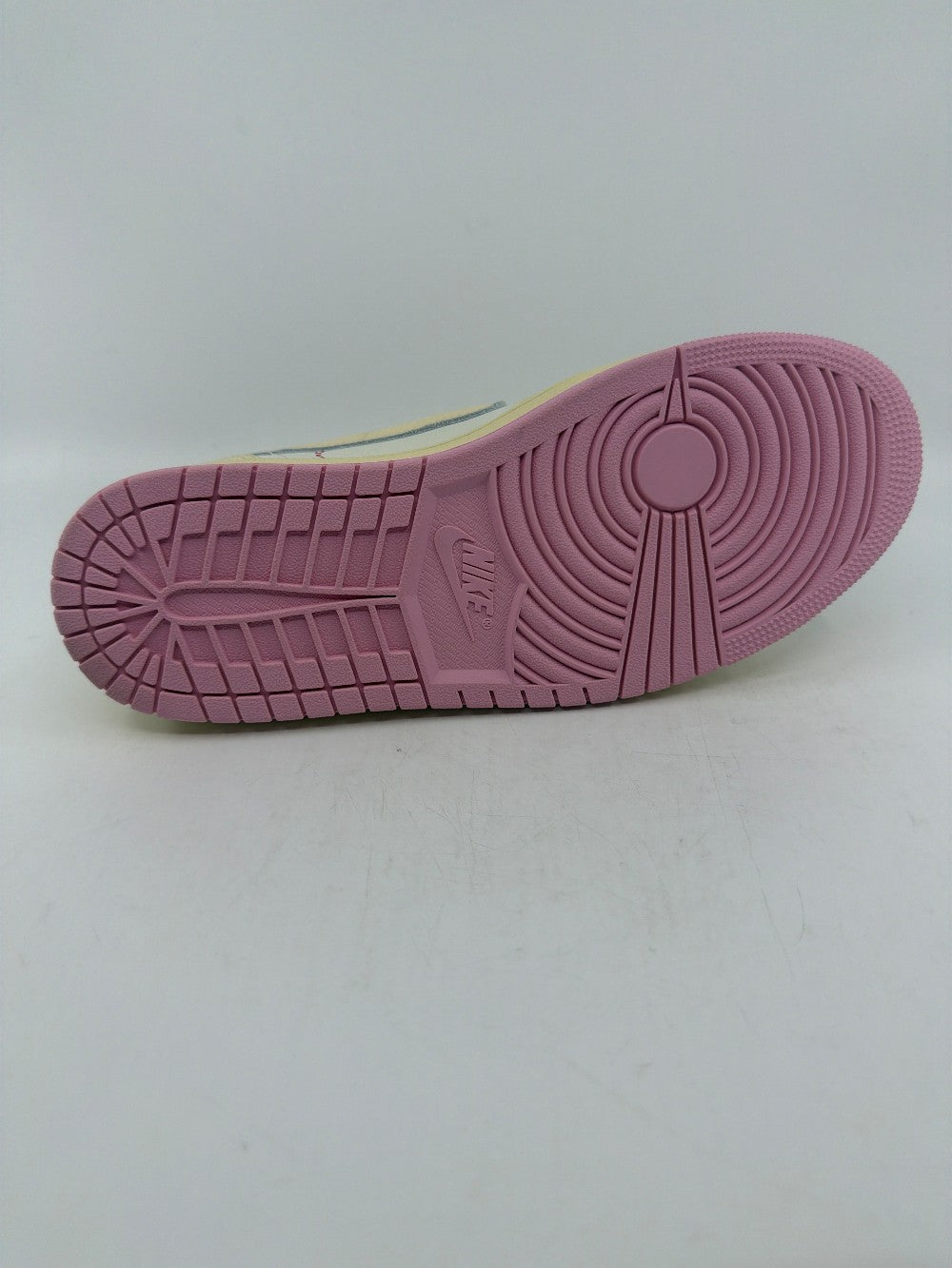 AJ 1 LOW X TRAVIS SCOTT - SHY PINK|43833