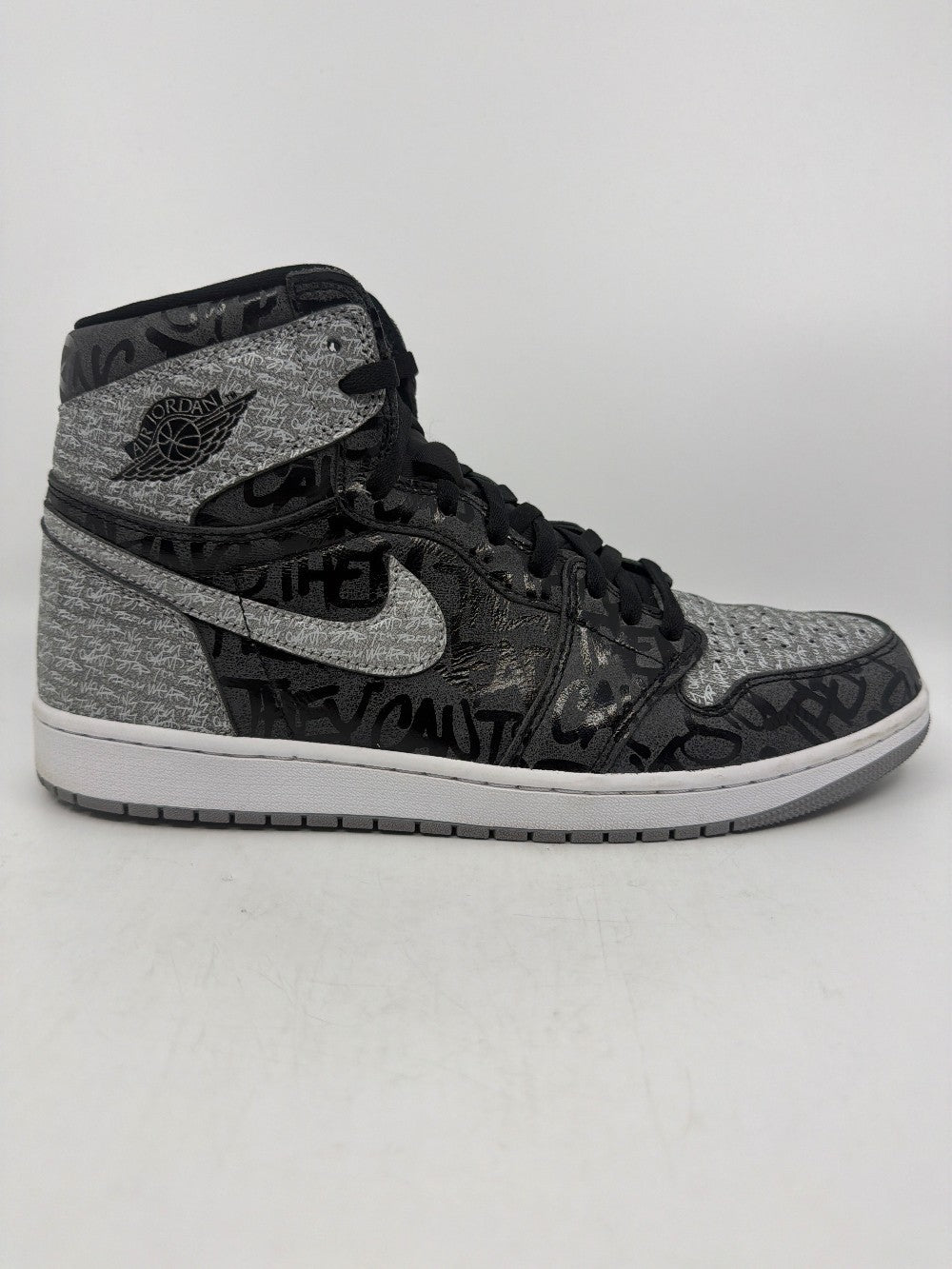 *USED* AJ 1 - REBELLIONAIRE|43834
