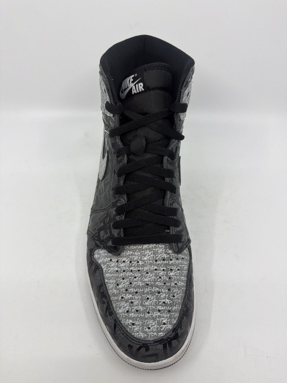 *USED* AJ 1 - REBELLIONAIRE|43835
