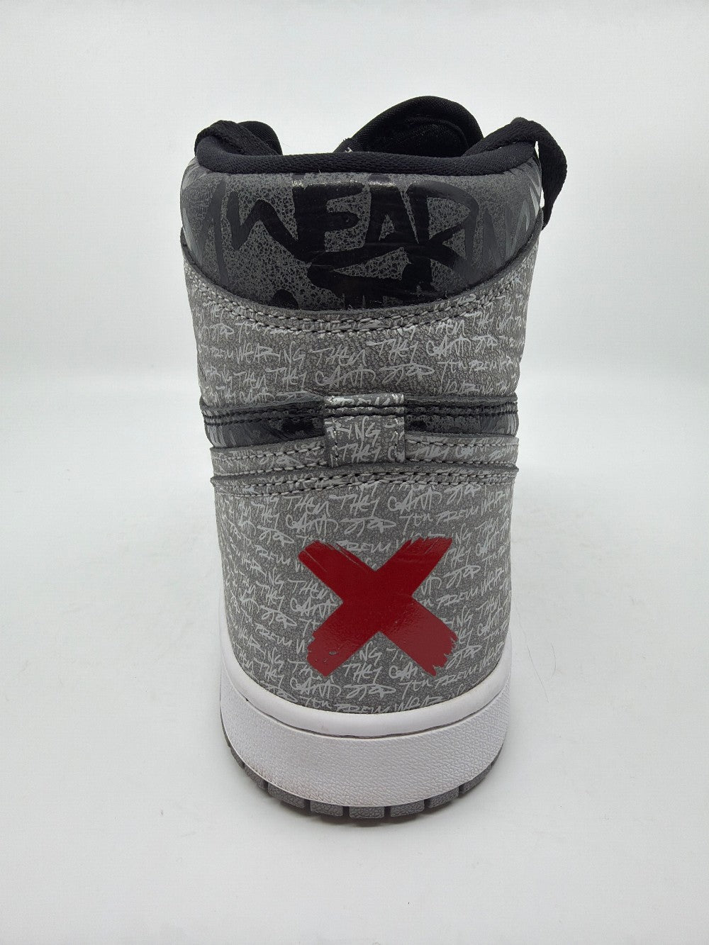 *USED* AJ 1 - REBELLIONAIRE|43842