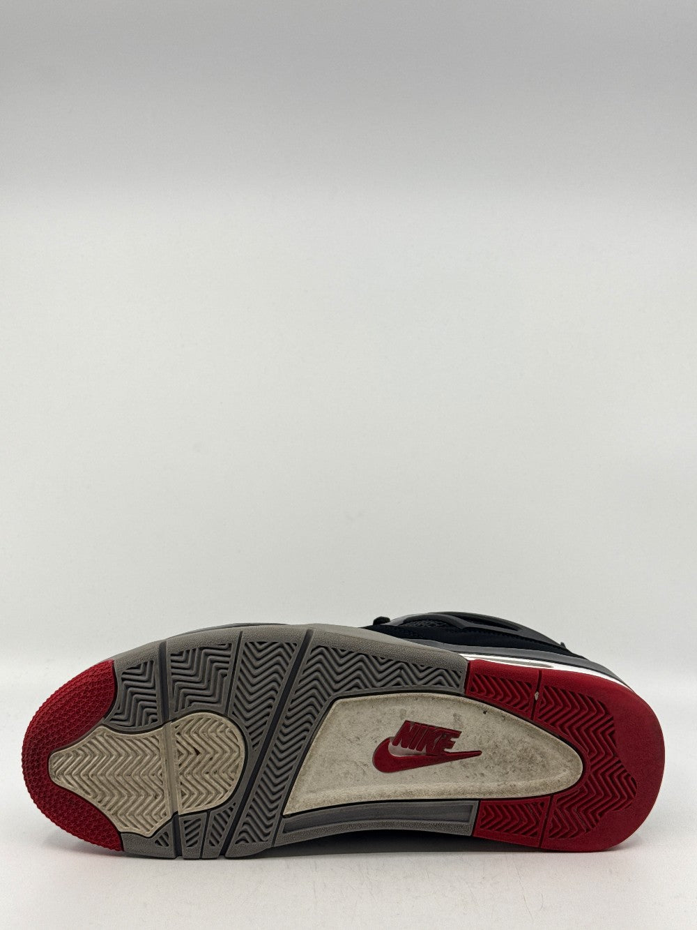 *USED* AJ 4 - BRED (2019)|43890