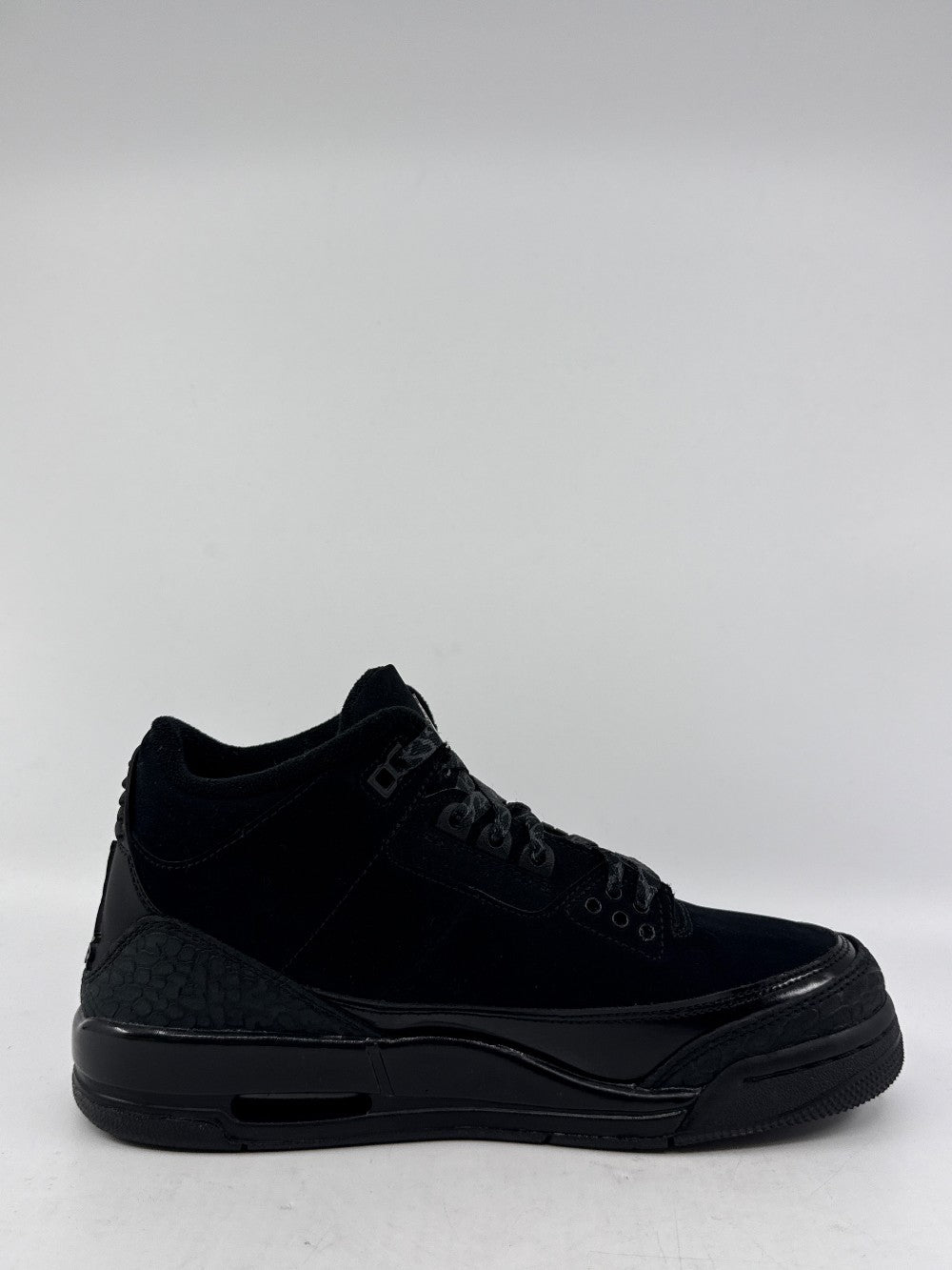 *USED* AJ 3 (GS) - BLACK CAT (2025)|43909