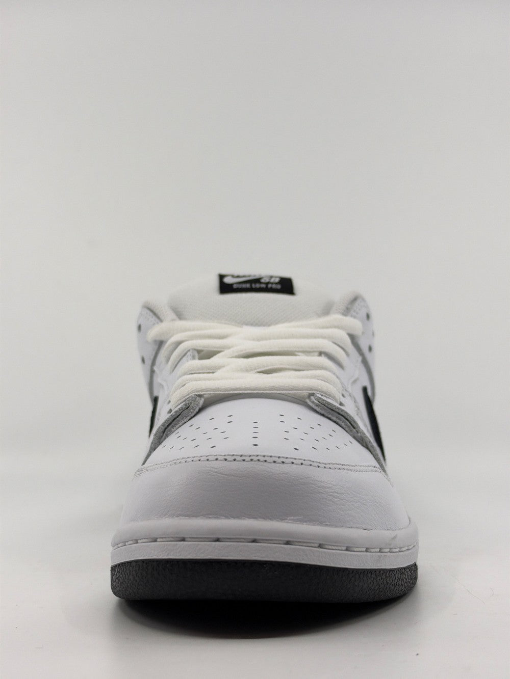 NIKE SB DUNK LOW - WHITE BLACK|43952