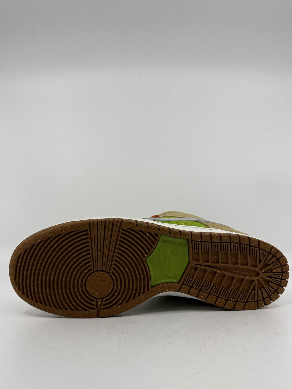 NIKE SB DUNK LOW - ESCARGOT|43986