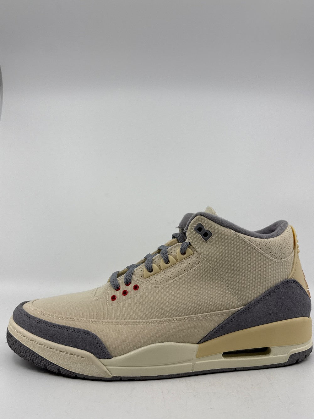 *USED* AJ 3 - MUSLIN|44030