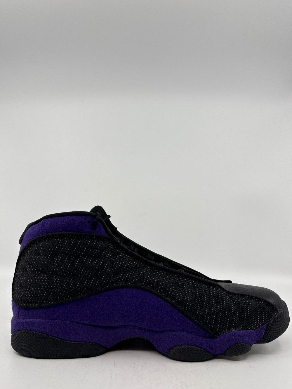 *USED* AJ 13 - COURT PURPLE|44042