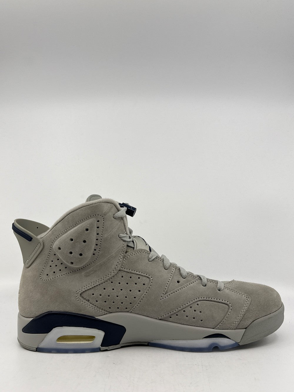*USED* AJ 6 - GEORGETOWN|44052