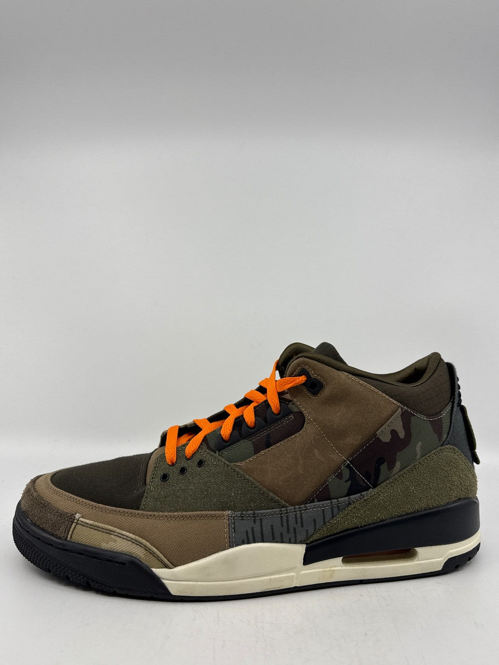 *USED* AJ 3 - PATCHWORK CAMO|44060