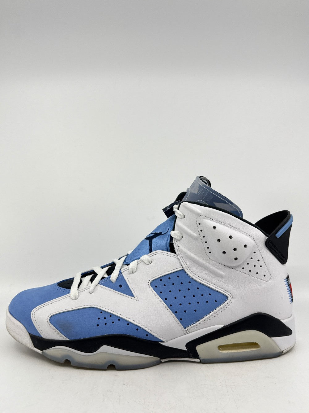 *USED* AJ 6 - UNC WHITE|44070