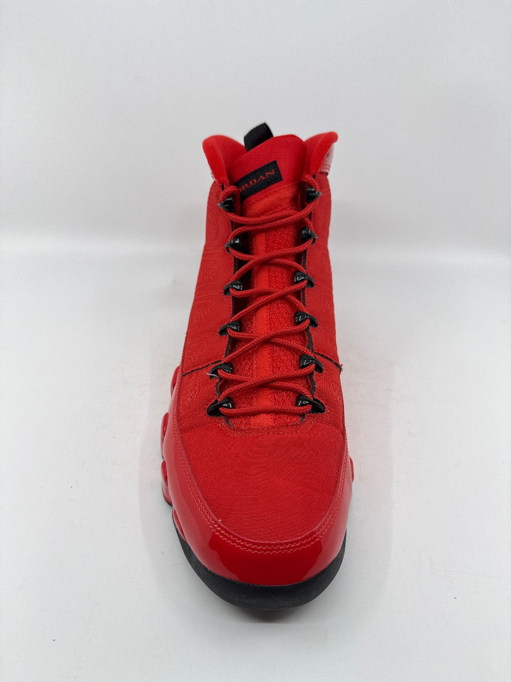 *USED* AJ 9 - CHILE RED|44085