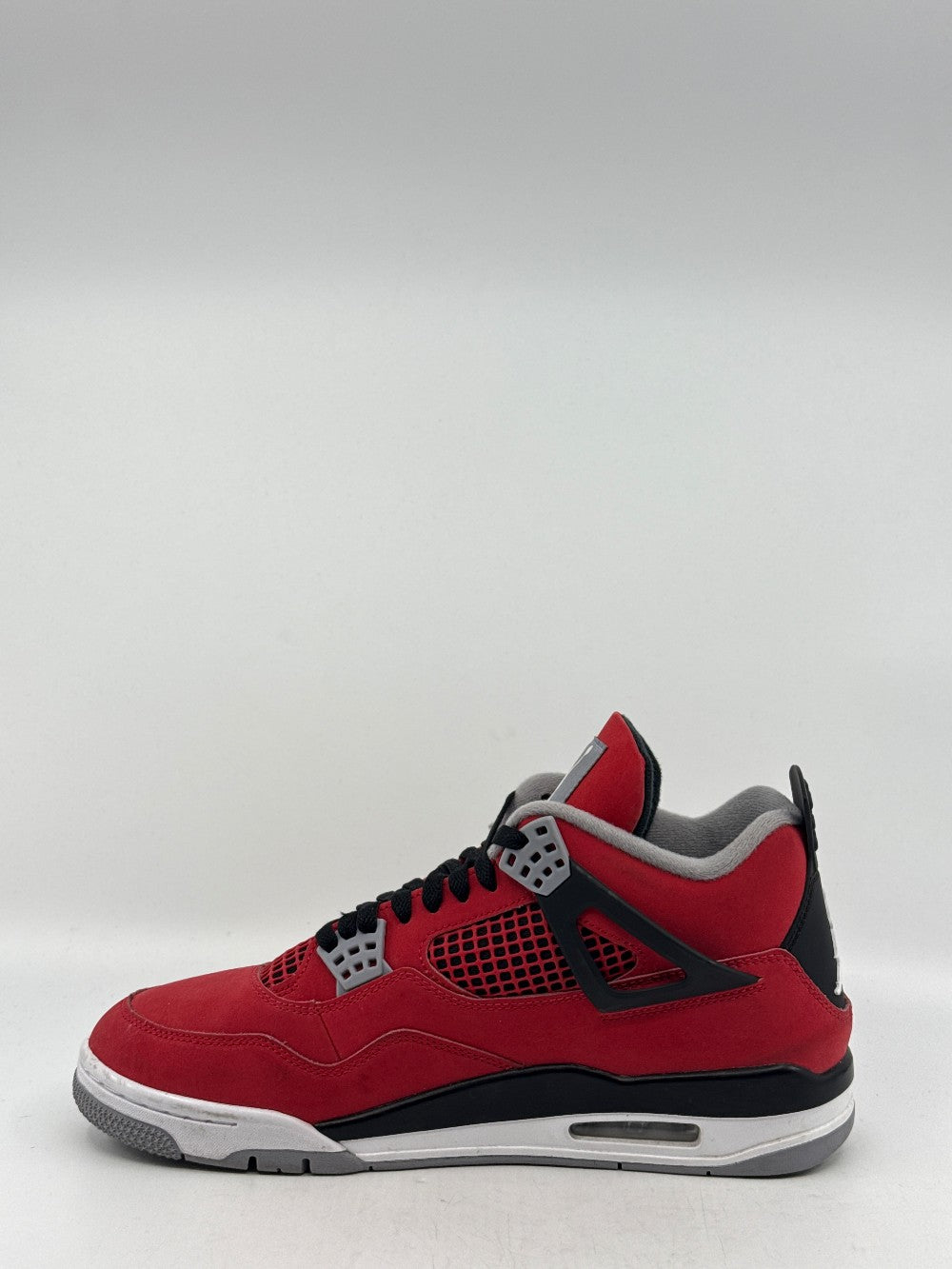 *USED* AJ 4 - TORO BRAVO (2026)|44130