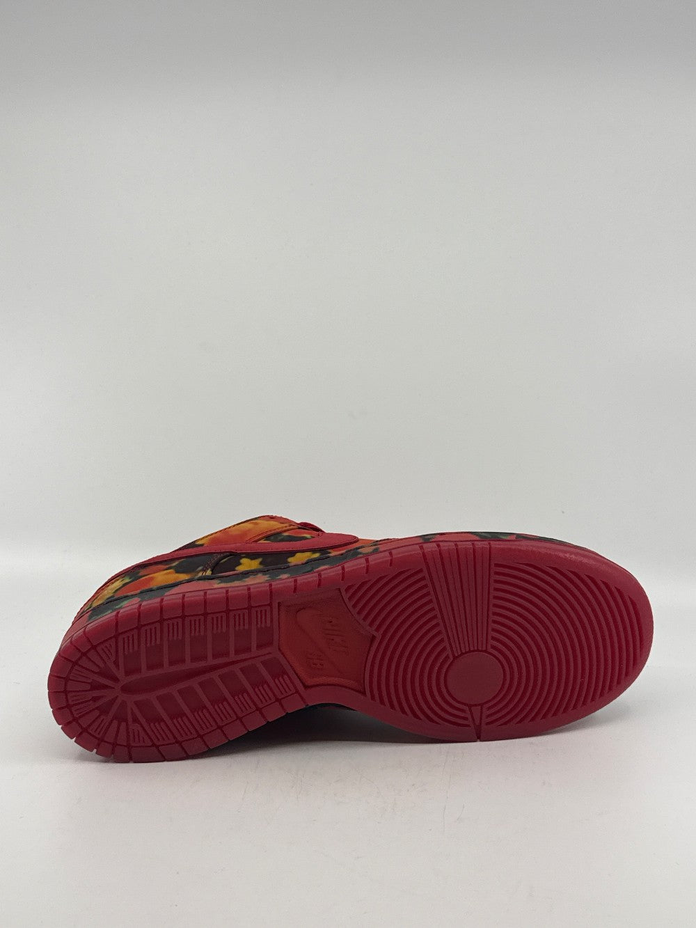 NIKE SB DUNK LOW - THE WIZARD OF OZ POPPY FIELD|44193