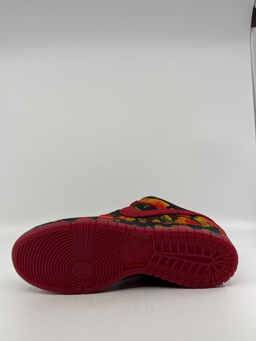 NIKE SB DUNK LOW - THE WIZARD OF OZ POPPY FIELD|44199