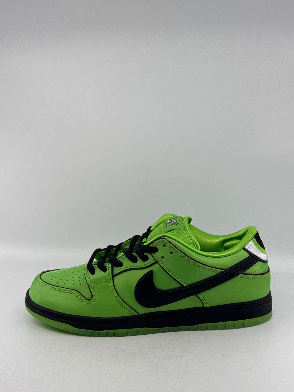 NIKE SB DUNK LOW - THE POWERPUFF GIRLS BUTTERCUP|44218