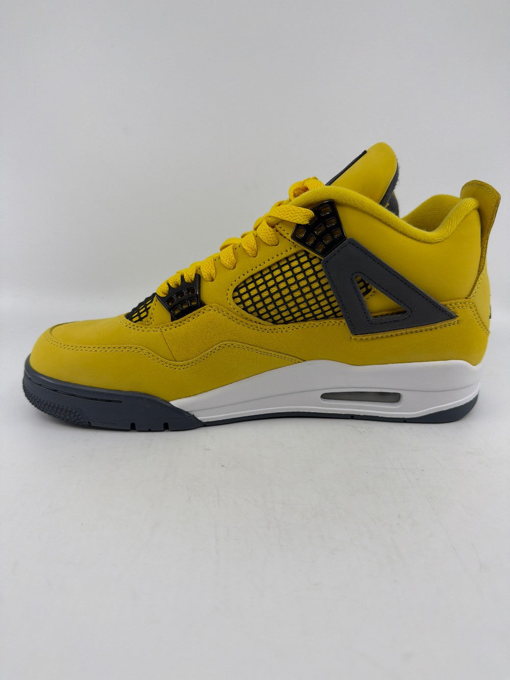 AJ 4 - LIGHTNING (2021)|44276