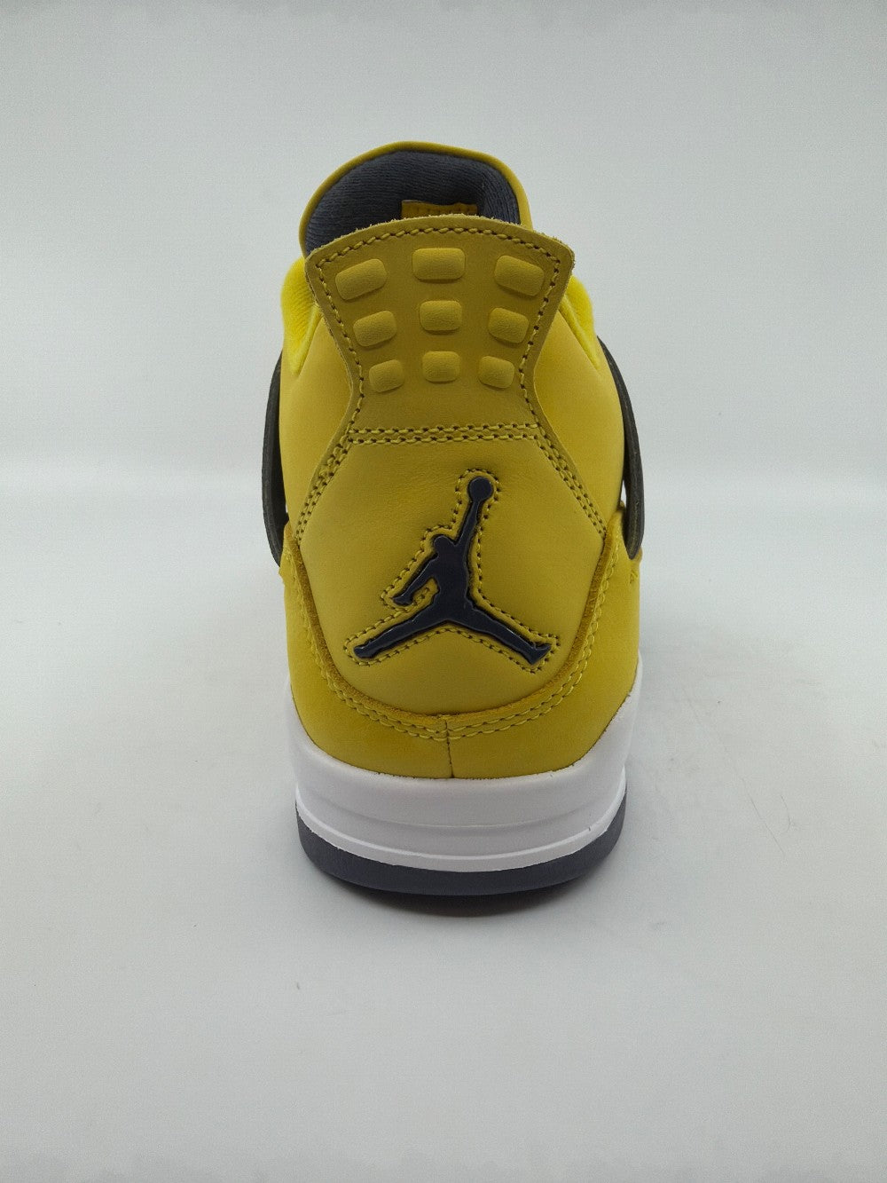 AJ 4 - LIGHTNING (2021)|44277
