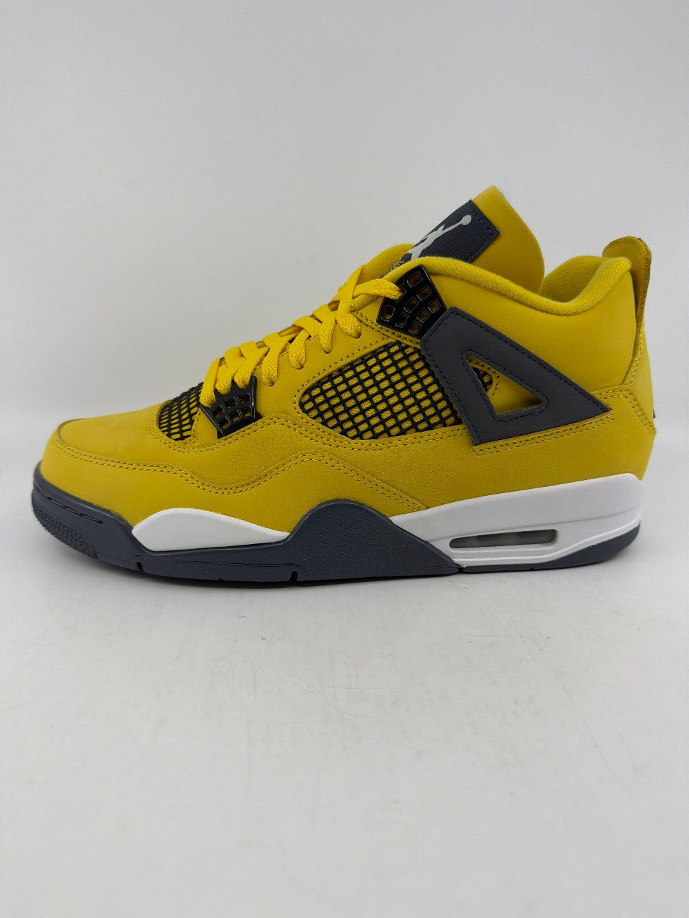 AJ 4 - LIGHTNING (2021)|44279